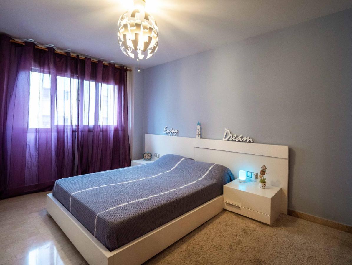 Apartment Two Bedroom Stylish Studio, 5 Minutes Walk From The