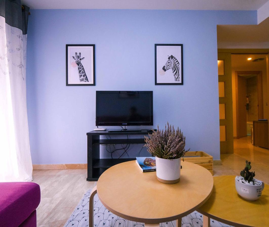 Apartment Two Bedroom Stylish Studio, 5 Minutes Walk From The